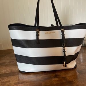 Michael Kors Black/White Stripe Jet Set Tote